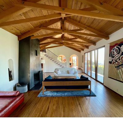 Architectural lighting design by Fred Beese Builds, Chestnut Hill PA